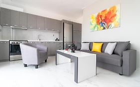 Z5 Sky Sparta Apartment